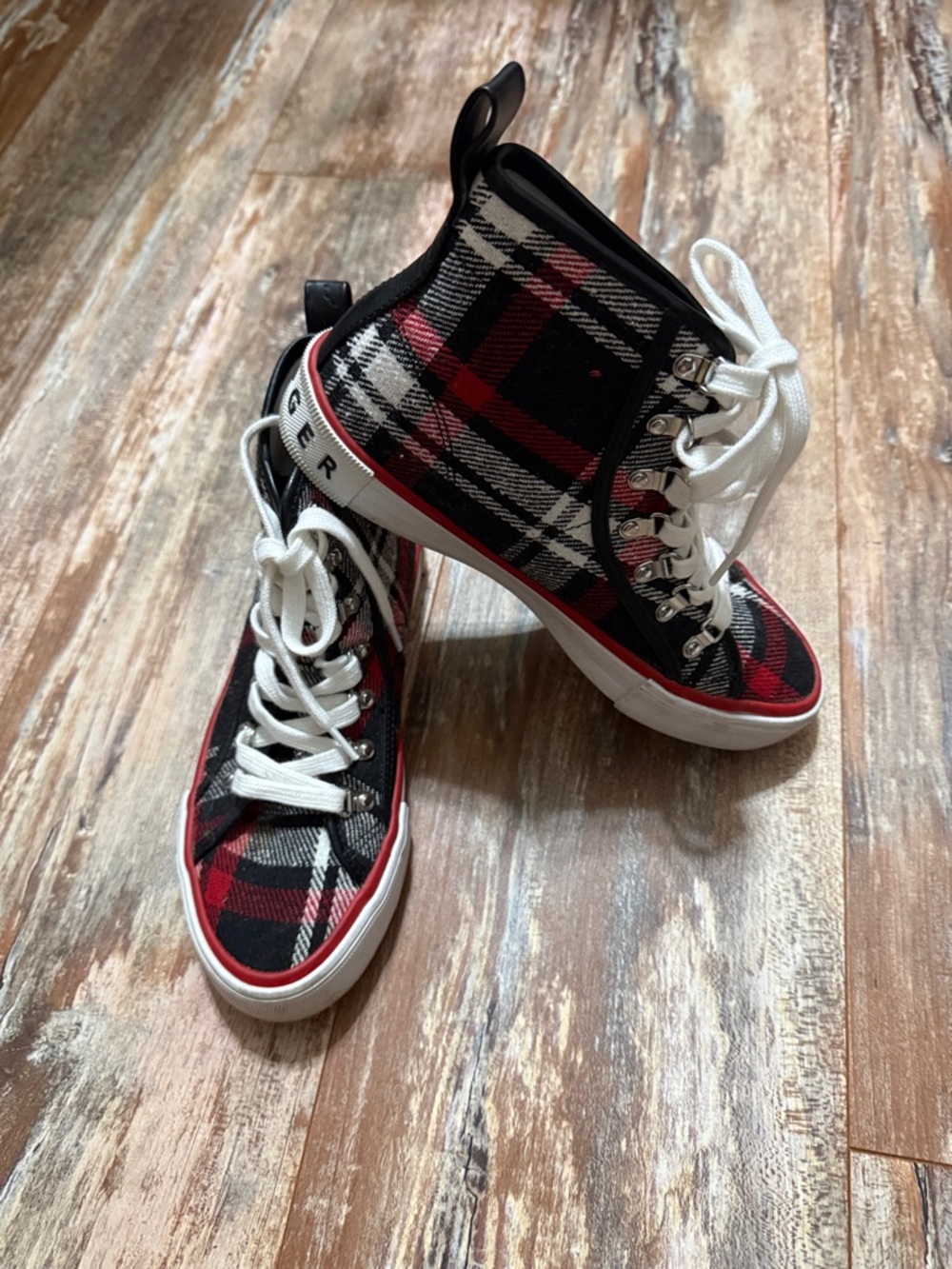 Tommy Hilfiger women’s Hero Red, Black & White Plaid High-Top Sneakers